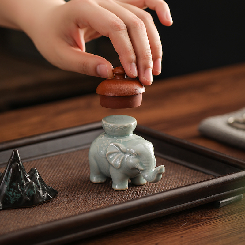 Creative  Elephant Lid Holder  - Unique Table Accessories 评论和价格